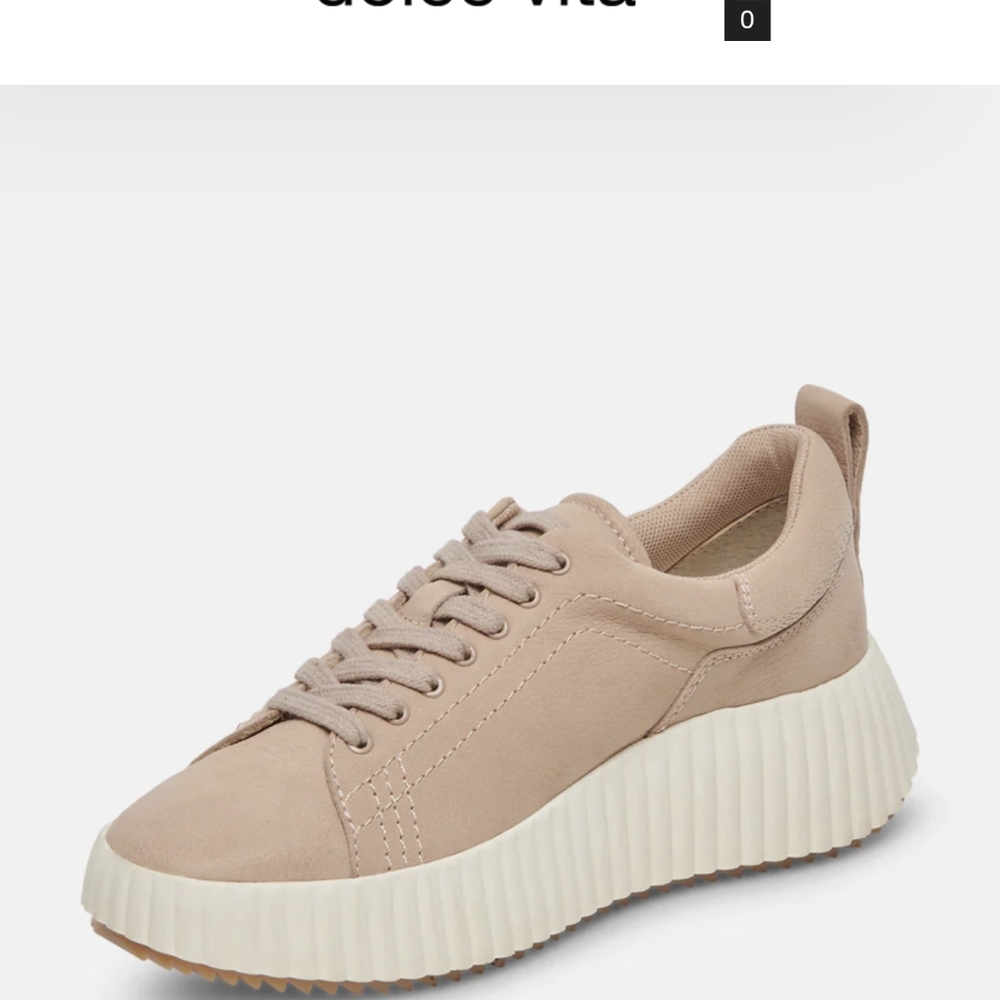 Dolce Vita Devote Sneakers size 8